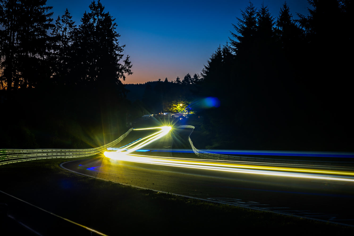 Einzigartige Atmosphäre beim 24h-Rennen auf der Nordschleife für Adrian Rziczny im Porsche Cayman